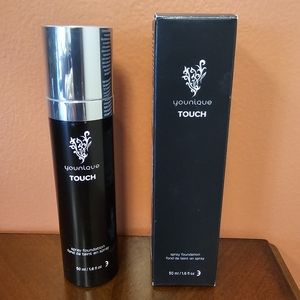 Younique Spray Foundation in Organza *discontinued item* Flawless coverage